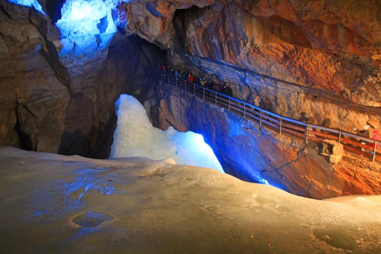 Dachstein Ice Caves, Salzkammergut, Hallstatt