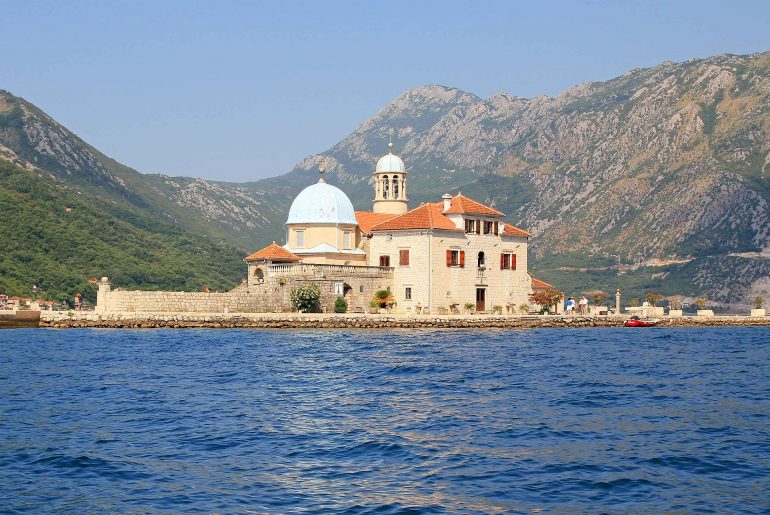 Island Gospa od Skrpjela , tourist attraction, adriatic coast