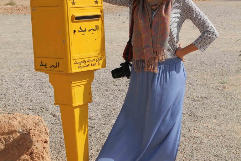 ZiZ Valley , Oasis , Viewpoint, postbox