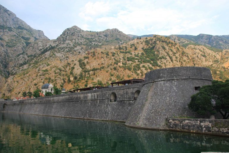 Walls Kotor, old town, adria, coast