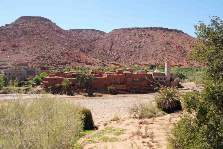 Atlas mountain Road, viewpoint, near Ouarzazate, village, road trip, round trip