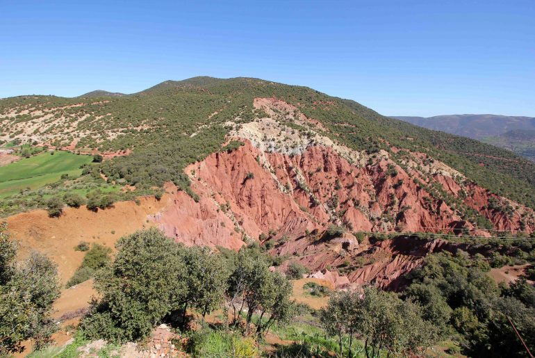 viewpoint, Atlas Mountain, red colored rocks, Morocco, road trip,
