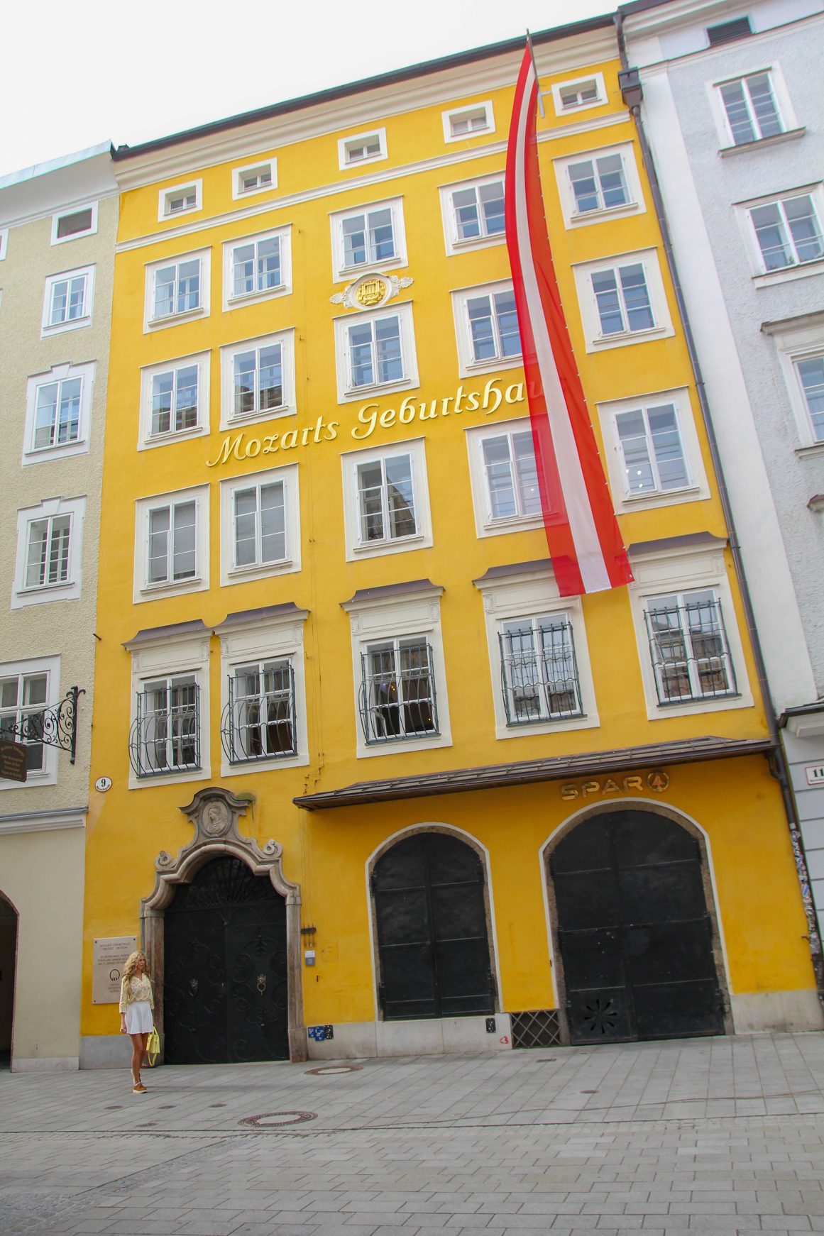 Salzburg - Mozart Bithplace - Mozarthaus © Jürgen Reichenpfader