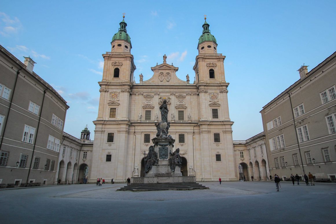 Salzburger Dom - Austria © ürgen Reichenpfader