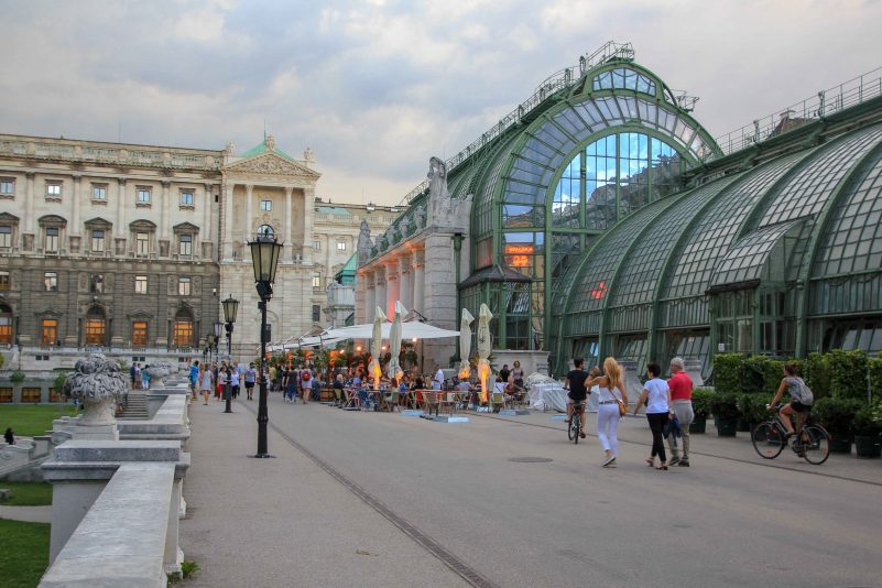 Wien - Palmenhaus - Burggarten © Jürgen Reichenpfader