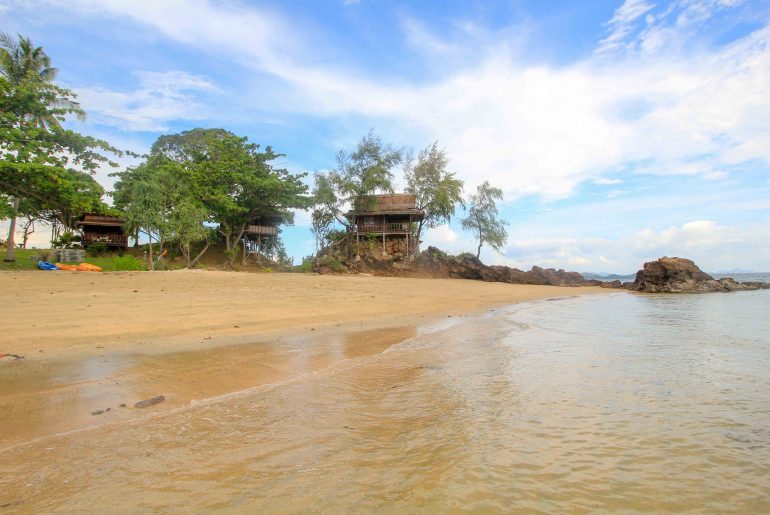 Ko Jum, Freedom Beach, Backpacking