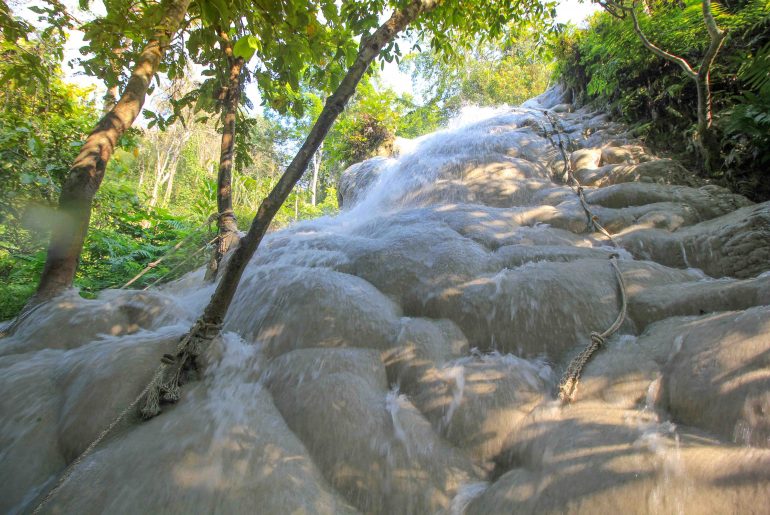 Bua Tong Sticky Waterfall, Wasserfall, Chiang Mai