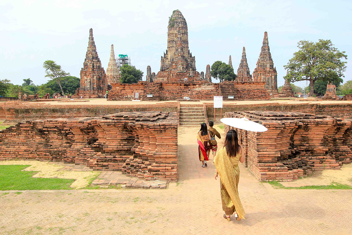 29 Must-Do Things in Ayutthaya: Explore, Eat, and Stay in More Than Temples