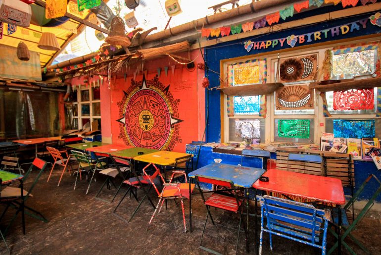 Ellato Kert, Ruin Bar, Budapest, Nightlife