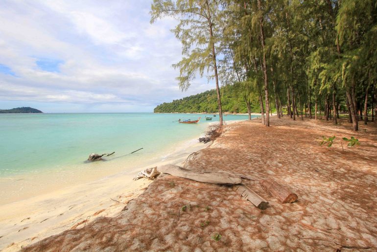 Koh Adang, Laem Son Beach