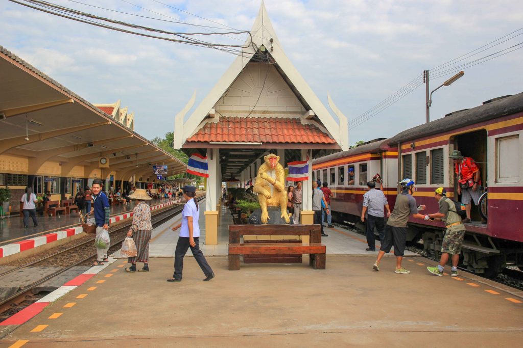 Mit dem Zug von Bangkok nach Chiang Mai PlacesofJuma
