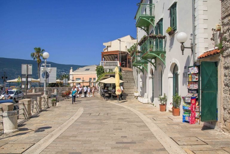 Herceg Novi, Altstadt