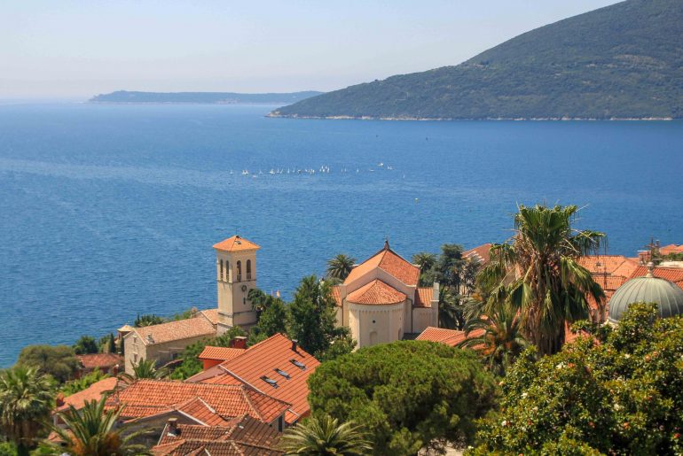 Herceg Novi, Kanli Kula, Sehenswürdigkeit, Altstadt