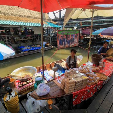 Taling Chang Floating Market - Bangkok ©Jürgen Reichenpfader