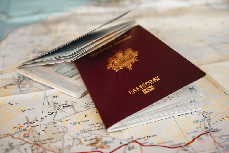 10 cute Passport Covers to fall in love with! Reisepasshülle - Passport Cover