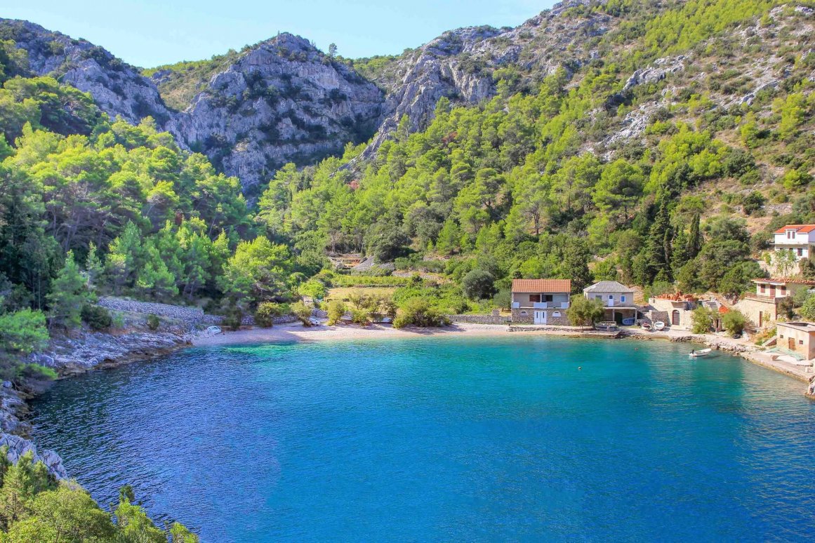 Strand Mala Stiniva - Jelsa ©Jürgen Reichenpfader