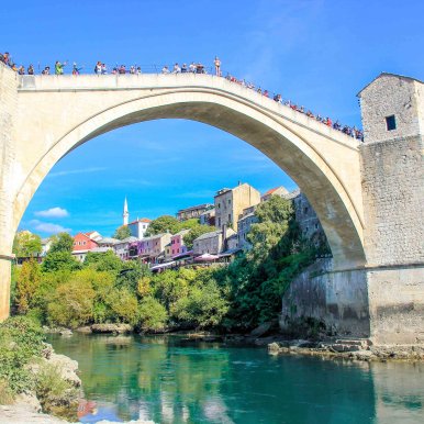 Mostar - Brücke - Brückenspringer @Jürgen Reichenpfader