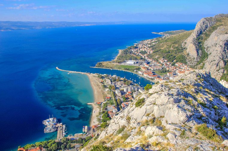 places to visit near omis croatia