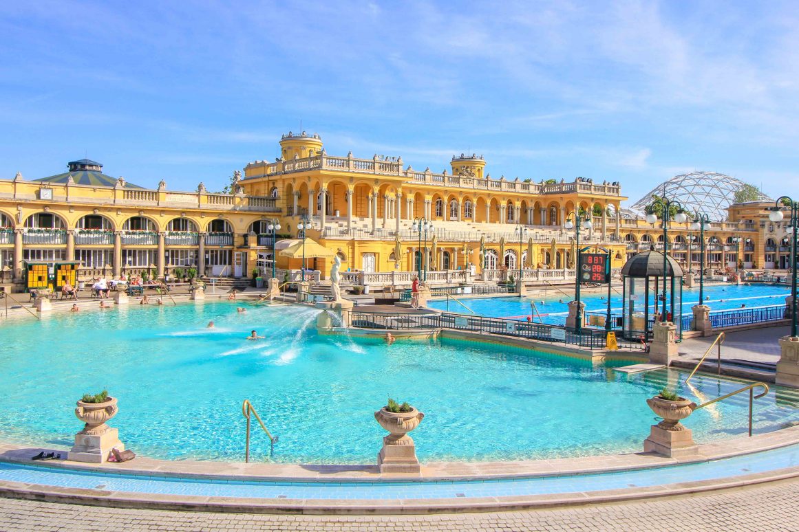 Szechenyi Heilbad - Budapest @Jürgen Reichenpfader