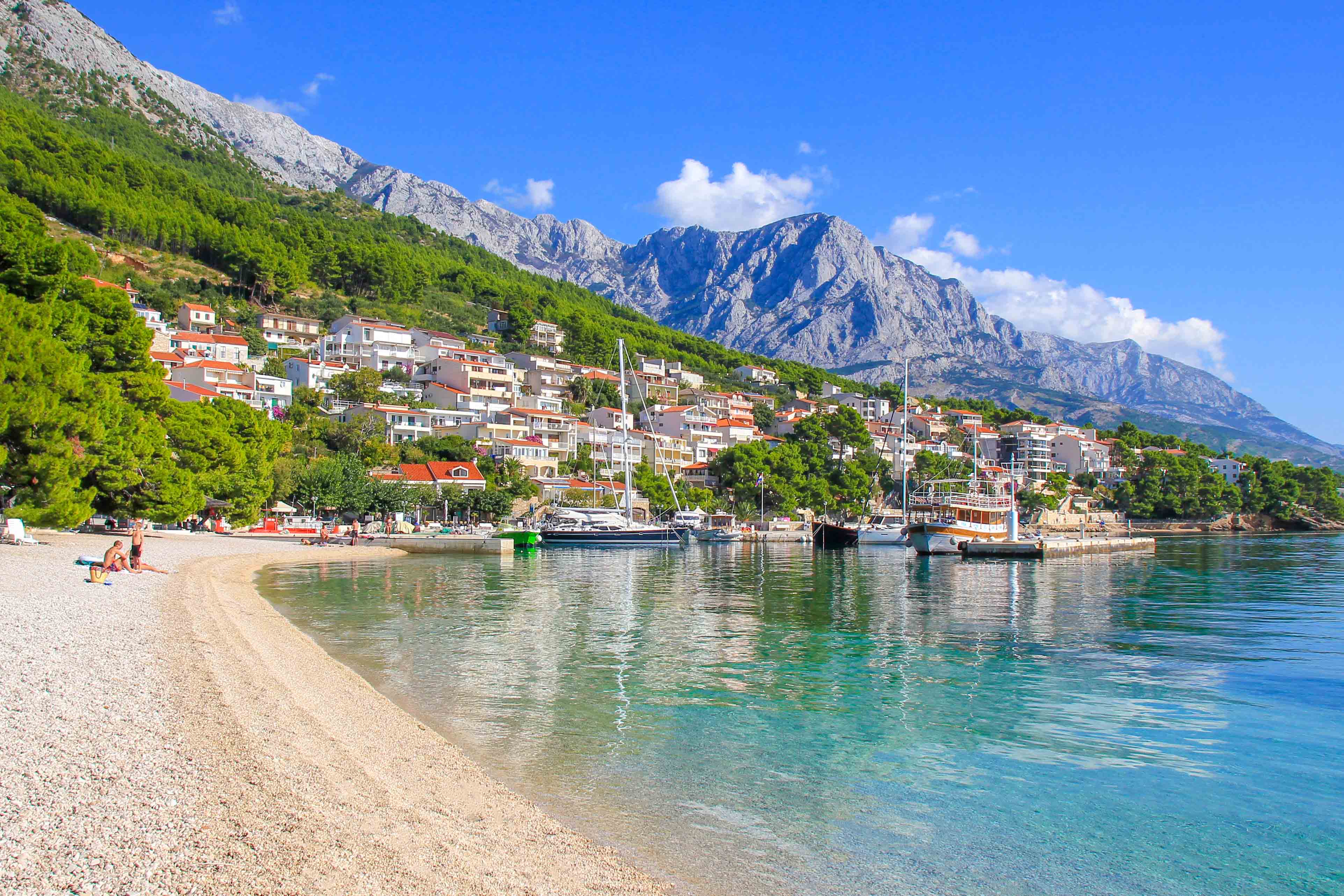 Хорватия макарска ривьера пляж брела. Улицы брела. Брела хорватия. Брела пляж. Брела фото.