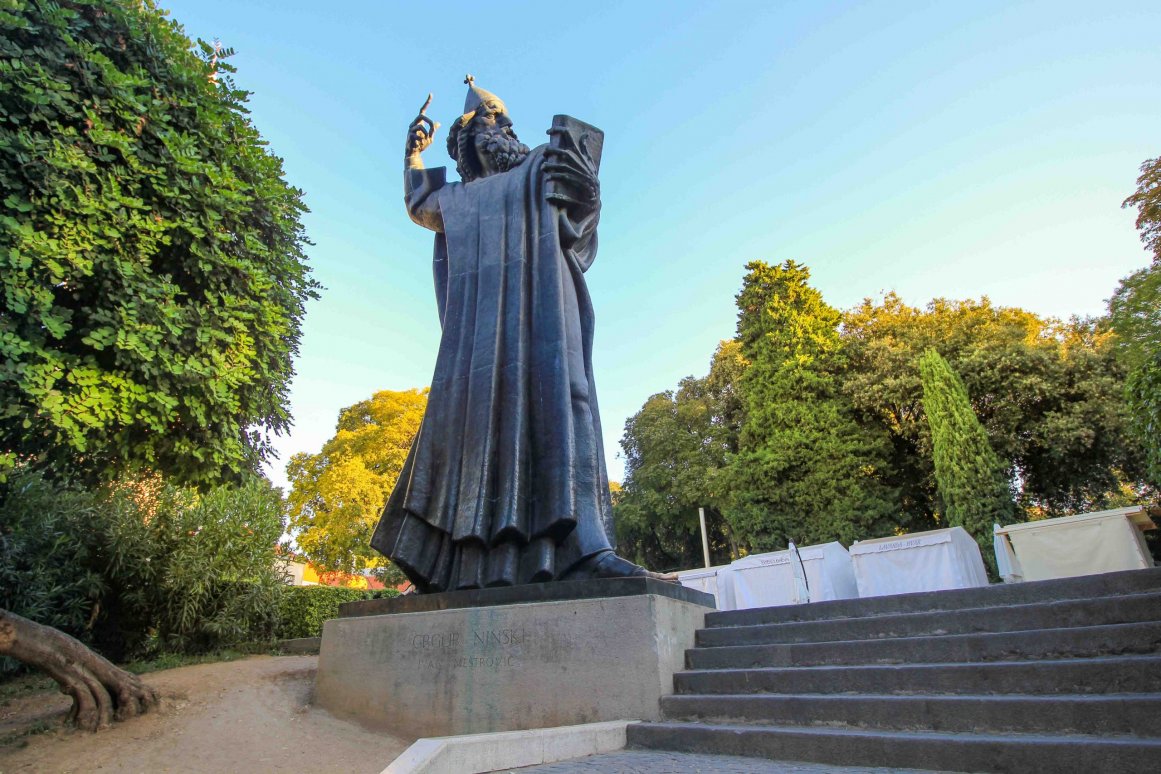 Split, Kroatien - Statue des Gregor von Nin @Jürgen Reichenpfader