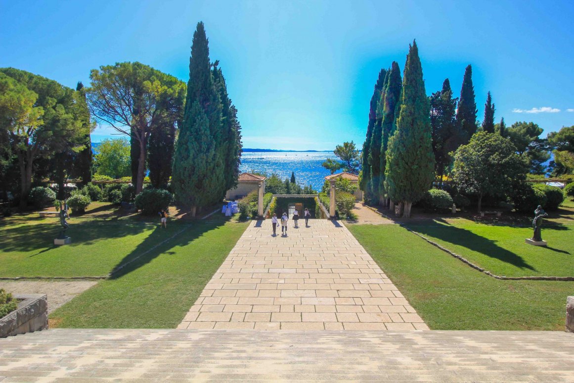 Split, Kroatien - Ivan Meštrović Galerie - Kunstmuseum @Jürgen Reichenpfader