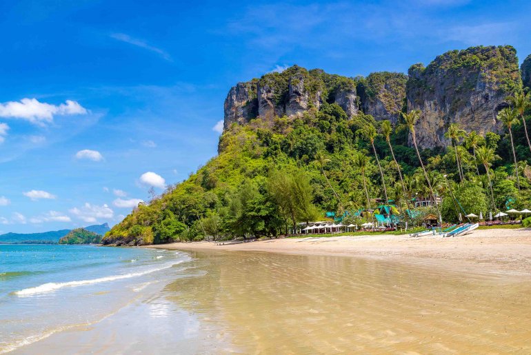 Pai Plong Beach, Ao Nang, Krabi, Thailand ©Sergii Figurnyi - stock.adobe.com