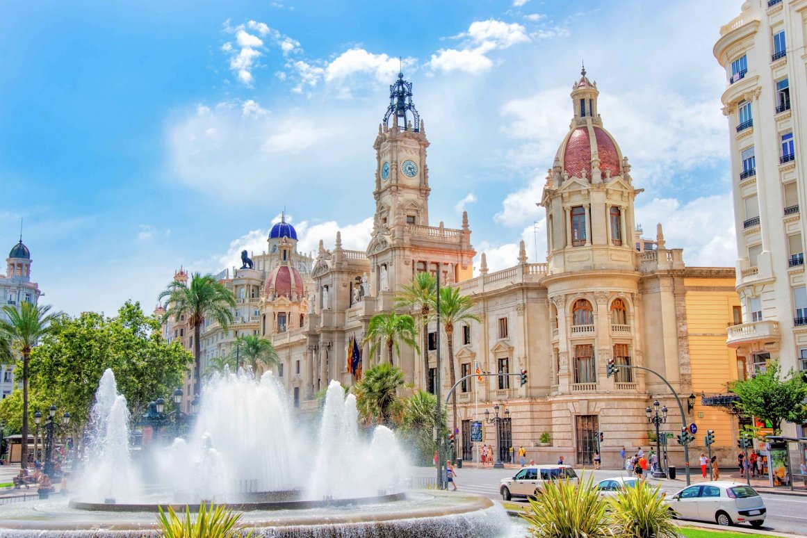 Rathaus Valencia (Ayuntamiento) @Roman Babakin
