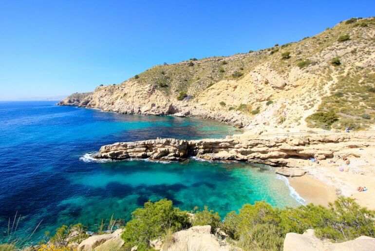 Strand Raco del Conill, Villajoyosa, Spanien