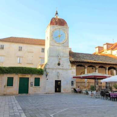 Glockenturm der Kirche Sv. Sebastijana - Trogir ©Jürgen Reichenpfader
