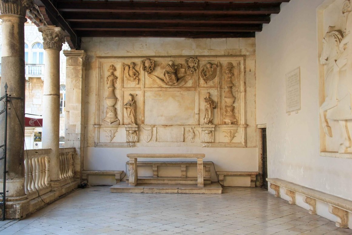 Trogir - Stadtloggia ©Jürgen Reichenpfader
