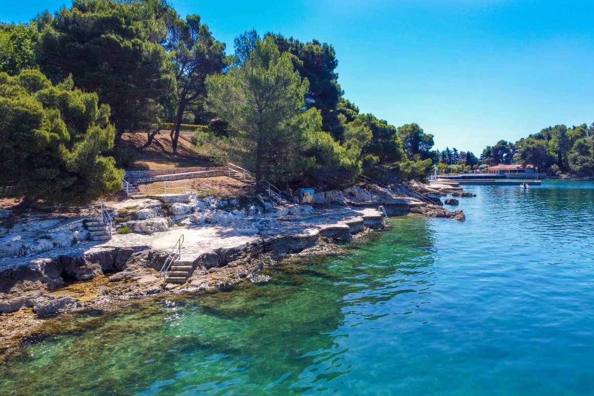 Beach Bellevue (Plava Laguna) Porec - Croatia @Jürgen Reichenpfader