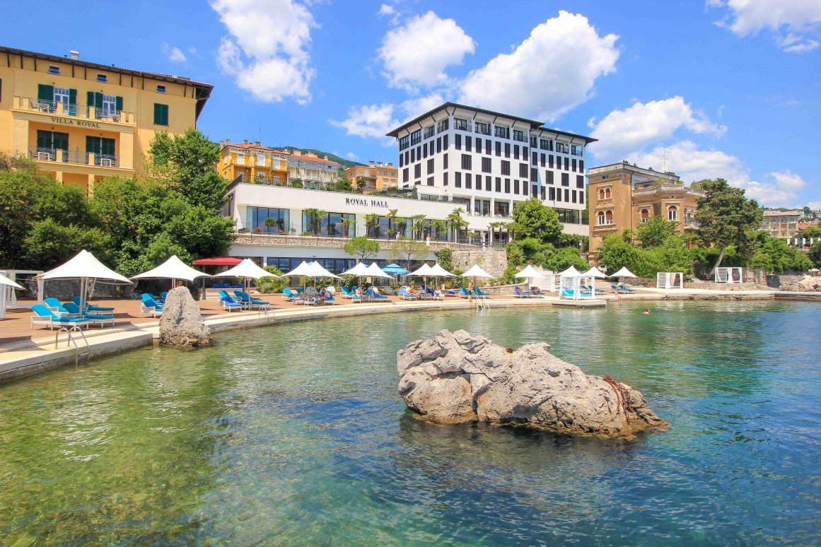 Beach Hotel Royal - Opatija @Jürgen Reichenpfader