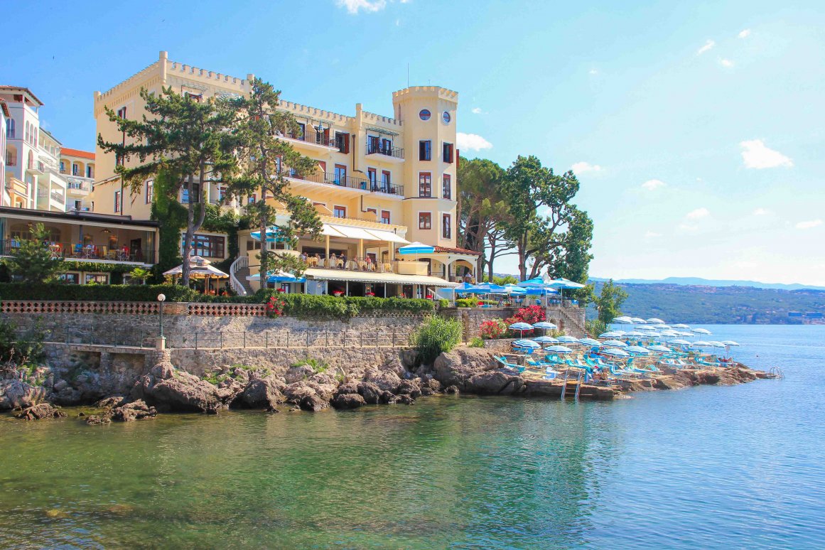 Beach Skrbici - Hotel Miramar - Opatija @Jürgen Reichenpfader