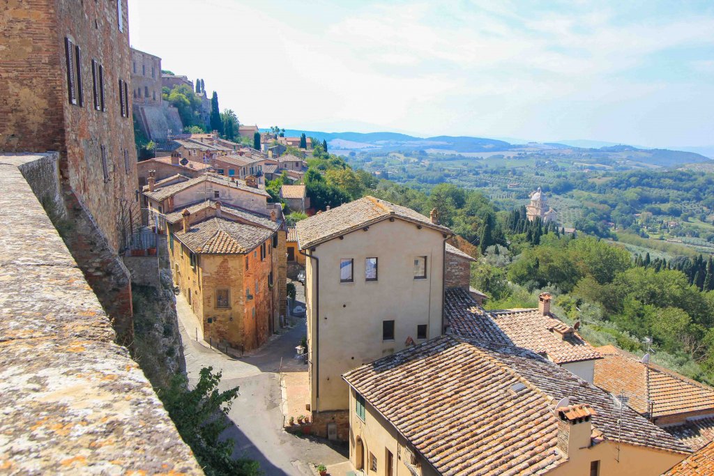 Montepulciano, Italien: Eine Reise in die Weinstadt! - PlacesofJuma