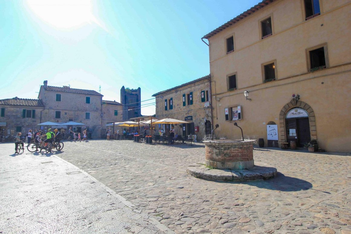 Montereggioni - Italie - Toscane ©Jürgen Reichenpfader