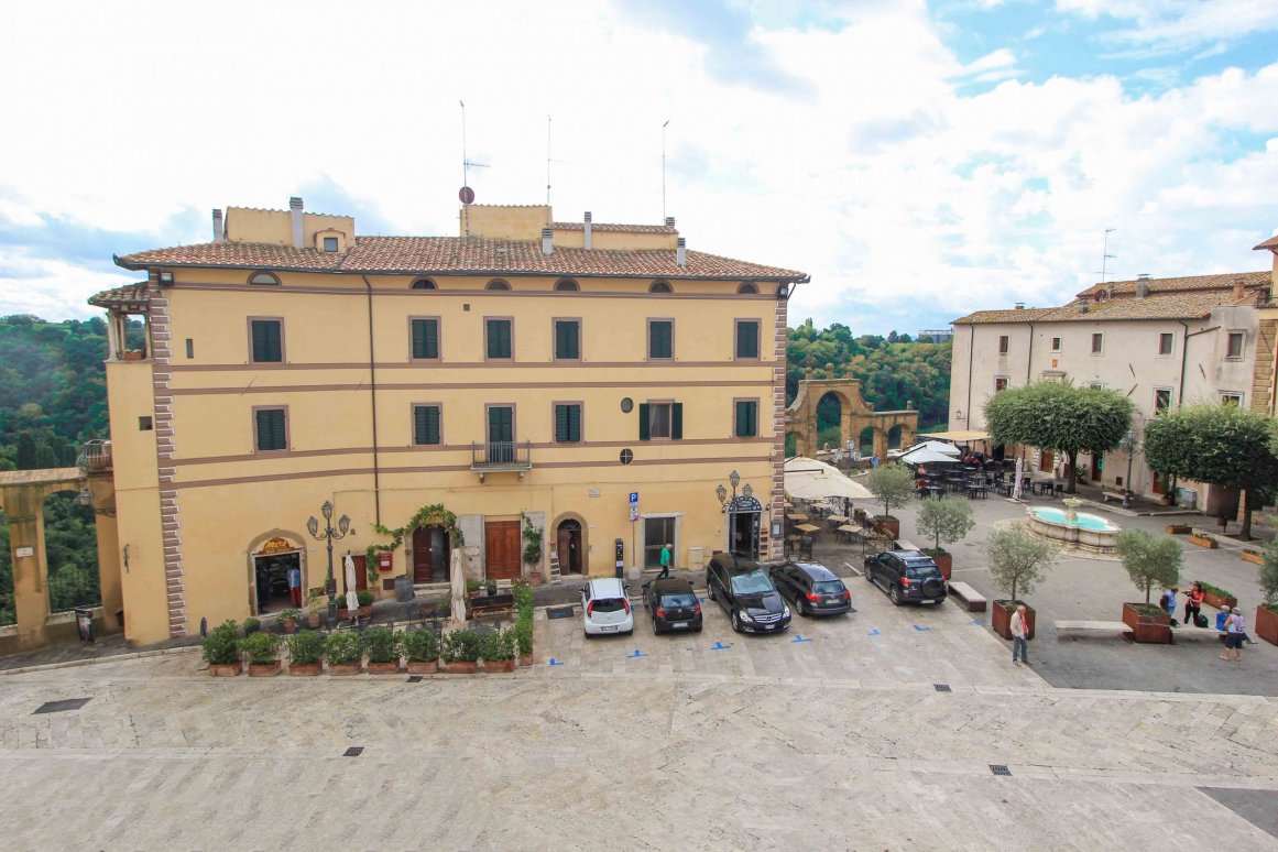 Piazza della Repubblica - Pitigliano ©Jürgen Reichenpfader