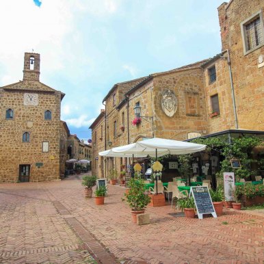 Sovana - Toscane, Italie ©Jürgen Reichenpfader