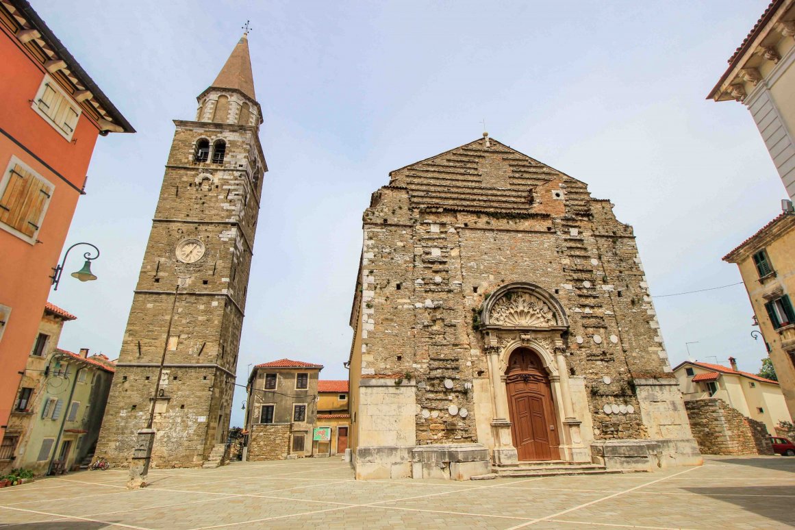 Kirche des Hl. Servul - Buje, Kroatien ©Jürgen Reichenpfader