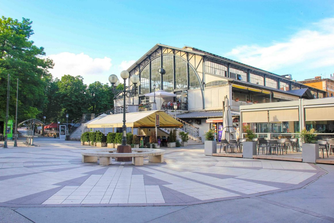 Le marché couvert de Pula - Pula ©Jürgen Reichenpfader