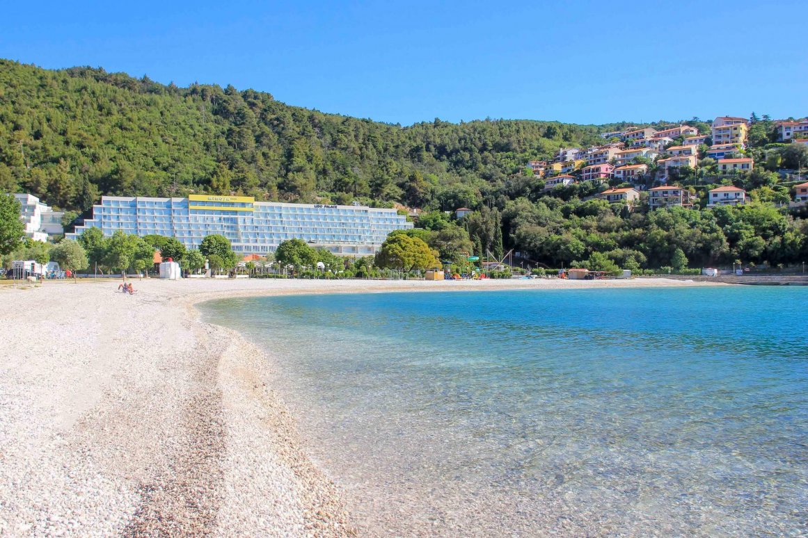 Beach Maslinica - Rabac ©Jürgen Reichenpfader