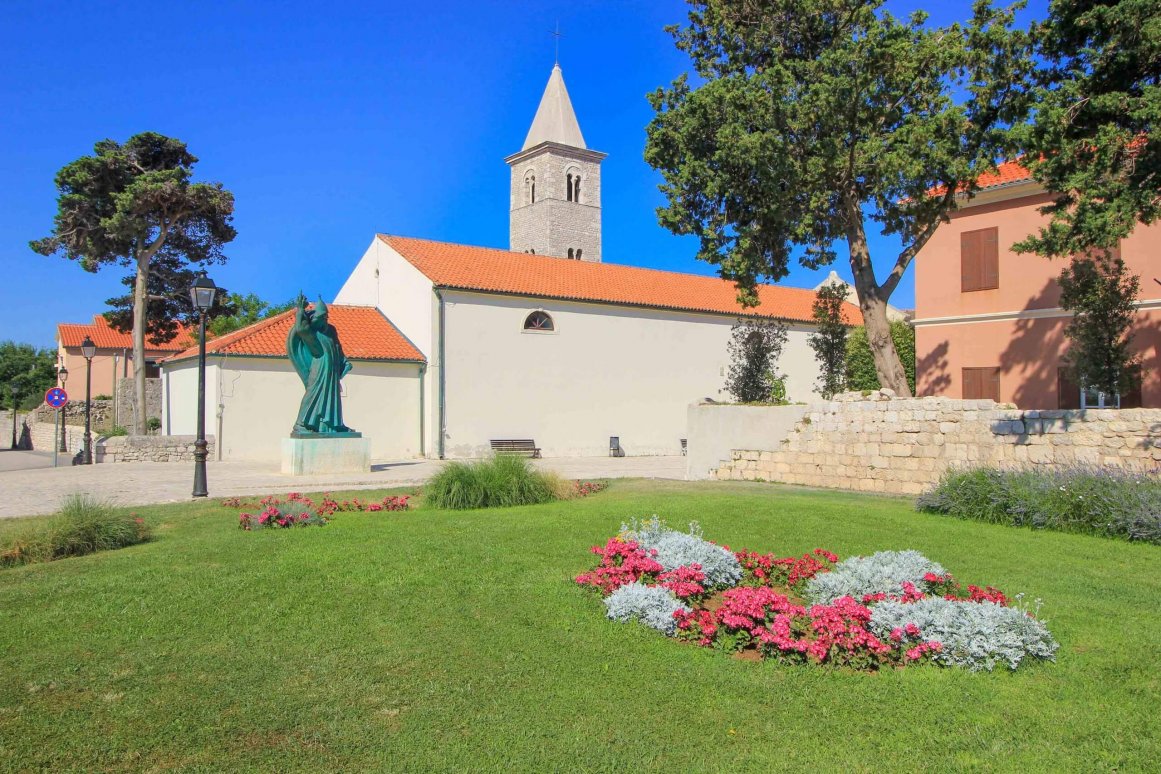Nin, Kroatien - Kirche St. Anselmus @Jürgen Reichenpfader