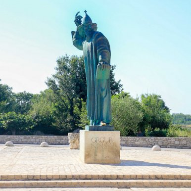 Gregor von Nin Statue - Nin, Kroatien @Jürgen Reichenpfader
