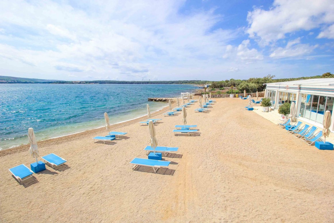 Strand Galapagos Beach Club - Punat, Insel Krk ©Jürgen Reichenpfader