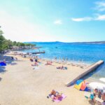 Strand Gradsko Kupaliste, Crikvenica, Kroatien