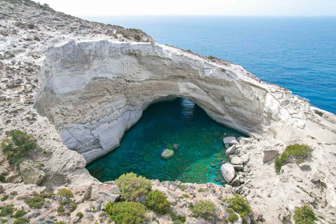 Sikia Cave - Milos ©Jürgen Reichenpfader
