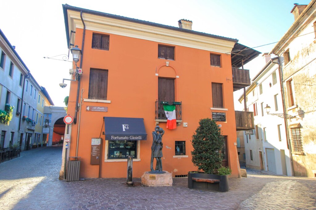 Bassano del Grappa Top 12 Sehenswürdigkeiten & Tipps! PlacesofJuma