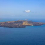 L'île volcanique de Nea Kameni, Santorin, Grèce