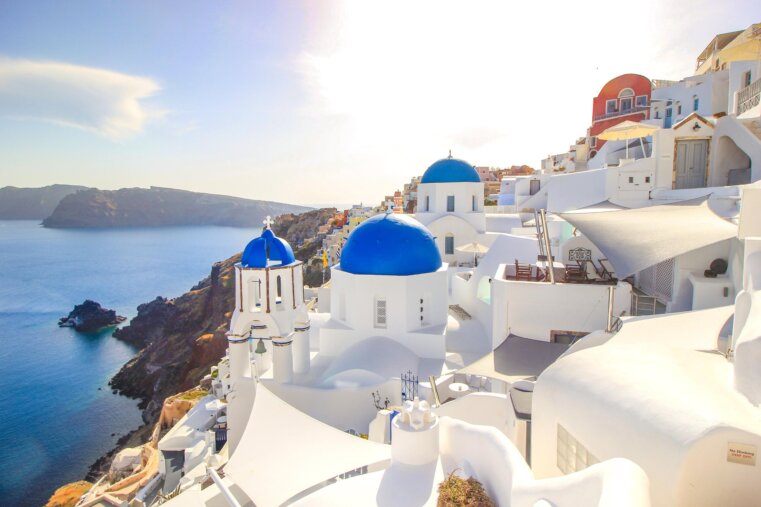 amazing travel santorini