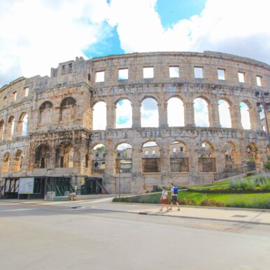 Pula Arena - Roman Amphitheater ©Jürgen Reichenpfader